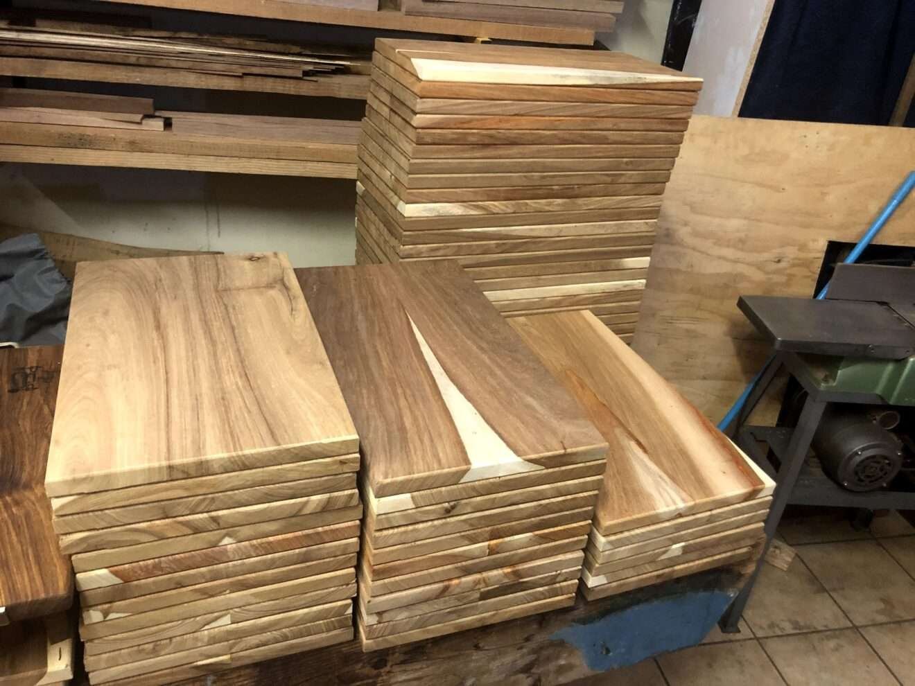 Kiaat Cutting Board 45cm x 30cm Olive Creek