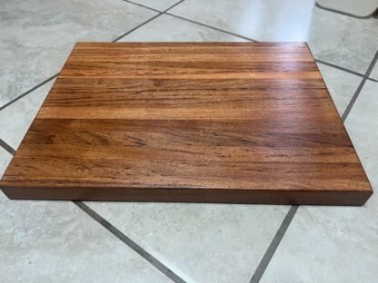 Teak Cutting Board 40cm x 30cm x 3cm - Image 3