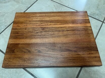 Teak Cutting Board 40cm x 30cm x 3cm - Image 5