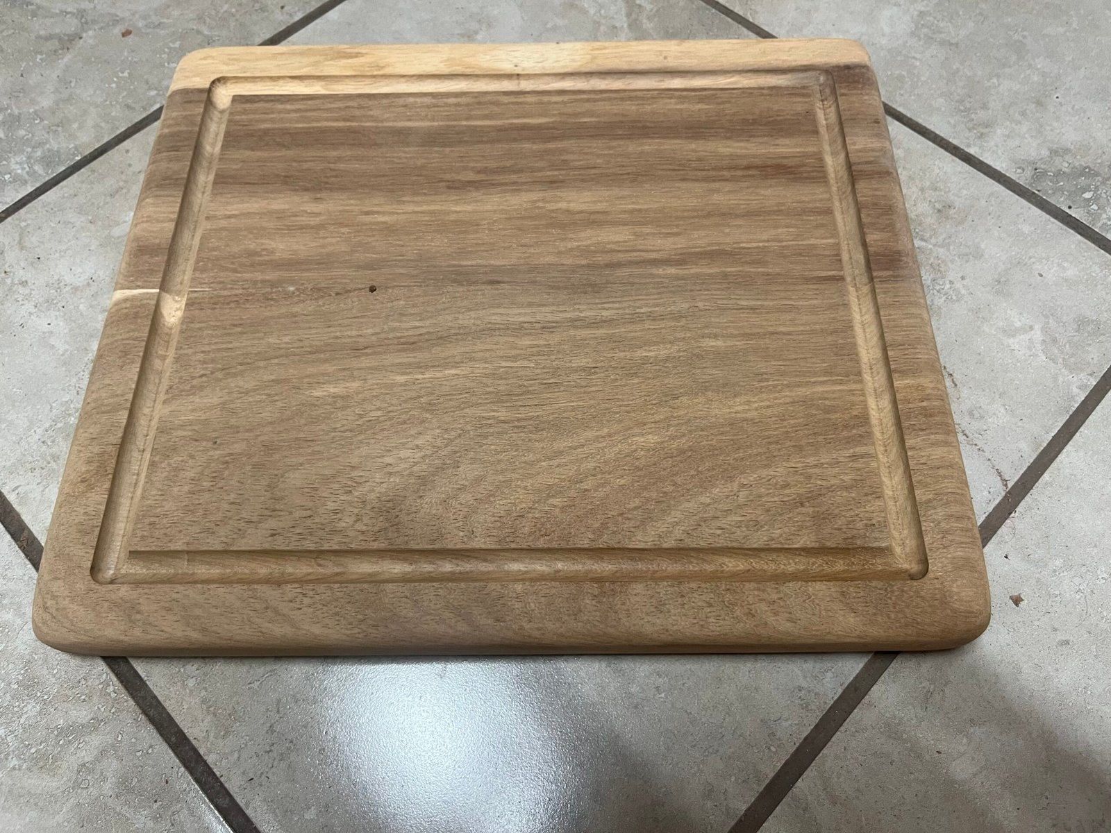 Kiaat Cutting Board 35cm x 30cm (With Grooves)